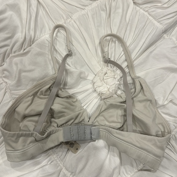 Skims Bralette Size M White - Picture 7 of 7